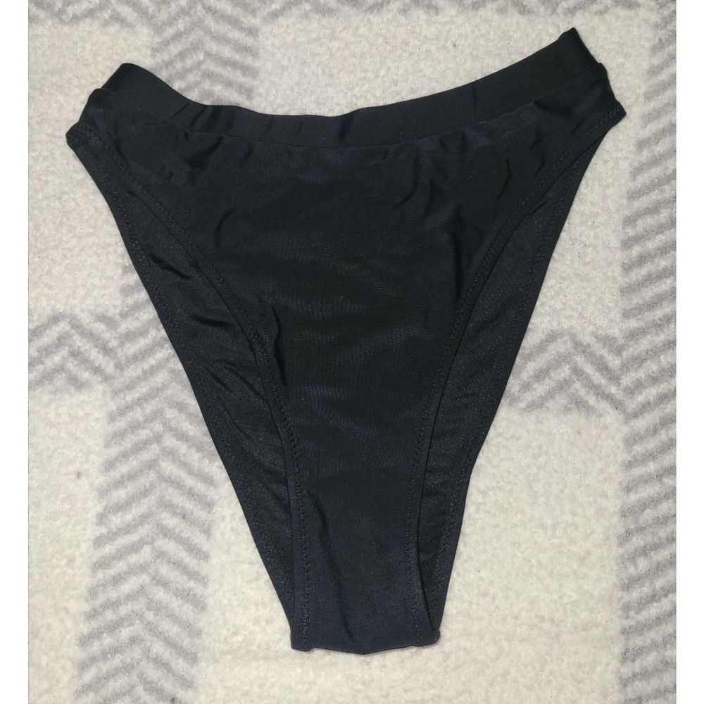 NWOT Cheeky black Swim suit bottoms small
